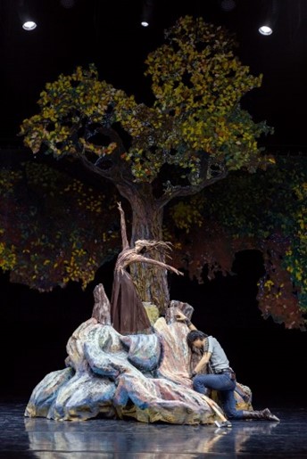 Turanga Efsanesi, Bale