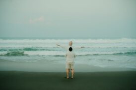 Duygu kafesinden aşkın sessizliğine